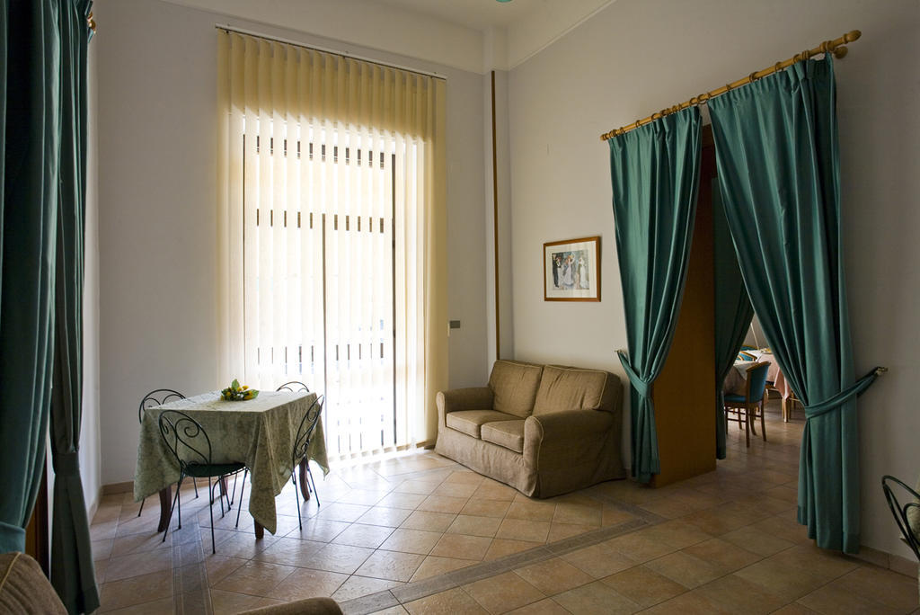Hotel Vittoria Sapri Extérieur photo