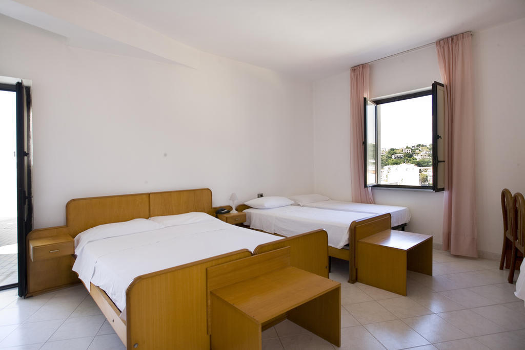 Hotel Vittoria Sapri Chambre photo