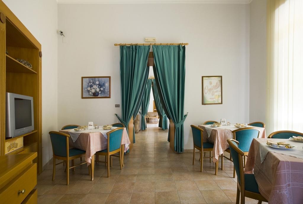 Hotel Vittoria Sapri Extérieur photo